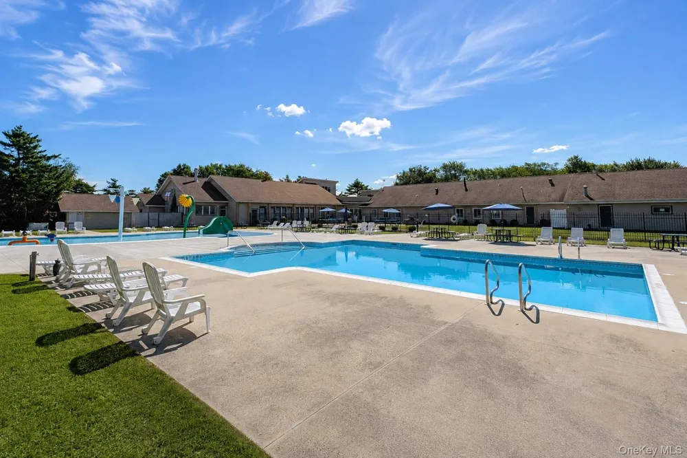 15 Sierra Court #15 Coram, NY 11727