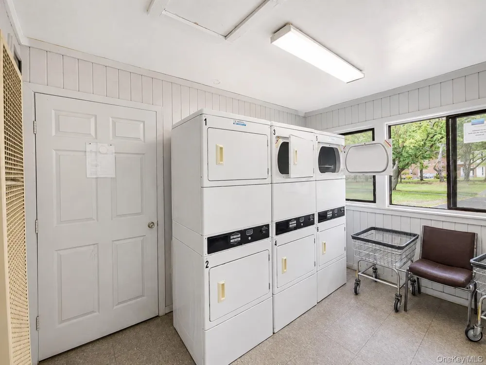 15 Sierra Court #15 Coram, NY 11727