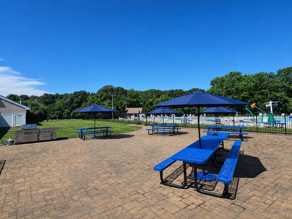 15 Sierra Court #15 Coram, NY 11727
