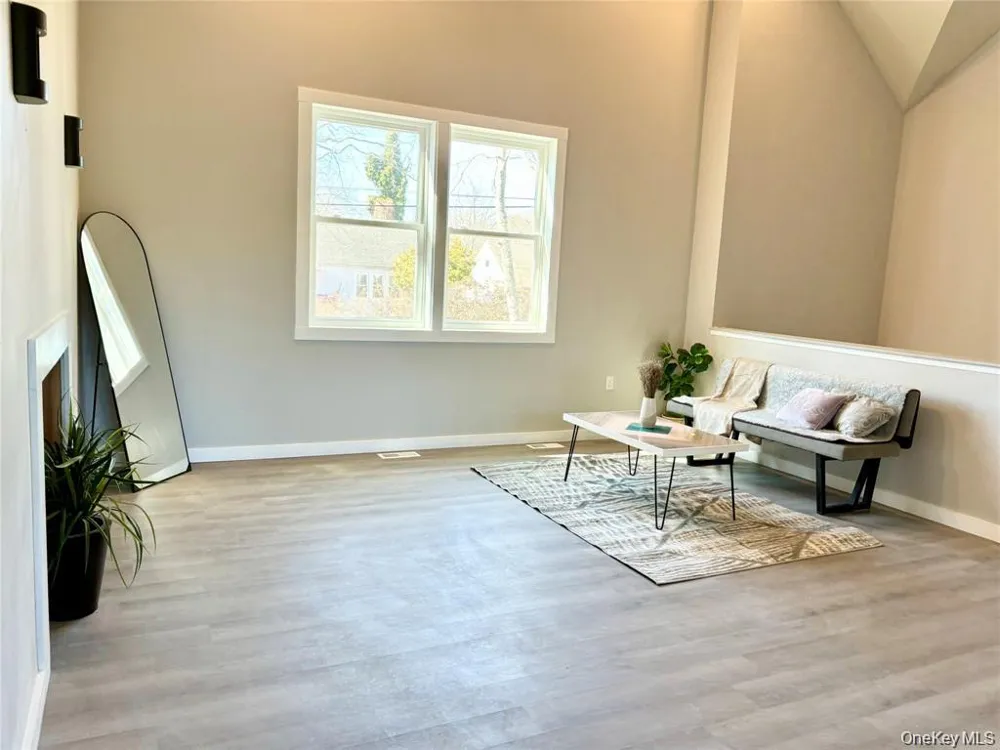 125 Lynbrook Drive Mastic Beach, NY 11951