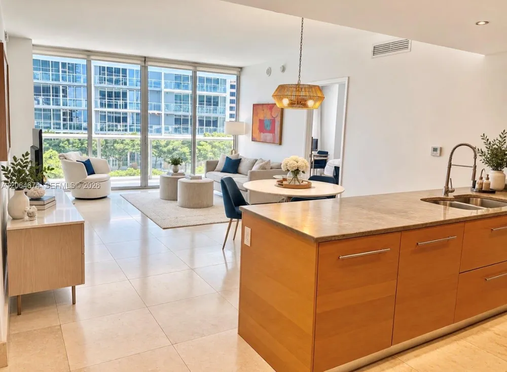 475 Brickell Ave #1609 Miami, FL 33131