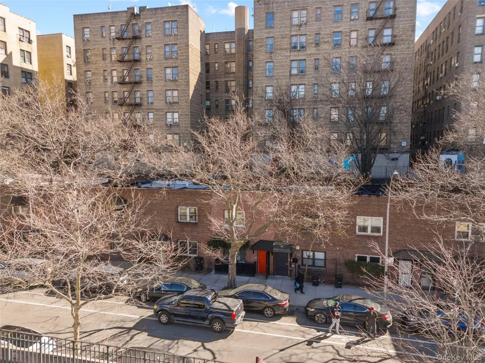 946 Gerard Avenue Bronx, NY 10452