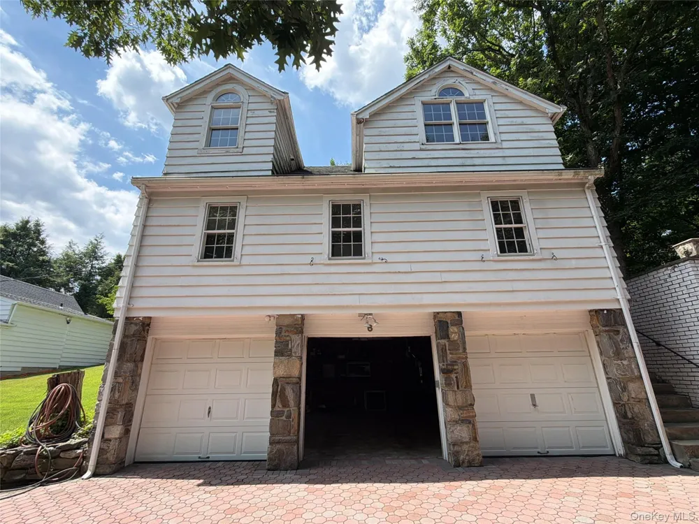 6A Raven Way Pleasantville, NY 10570