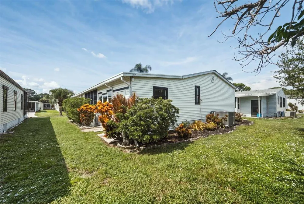 222 Sandy Bottom Place Fort Pierce, FL 34982