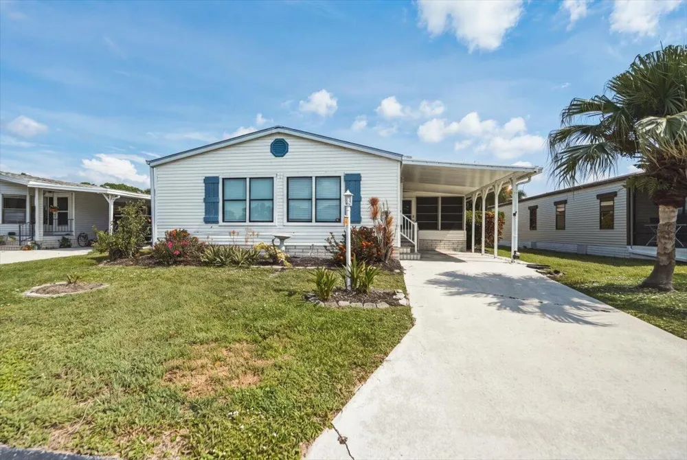 222 Sandy Bottom Place Fort Pierce, FL 34982