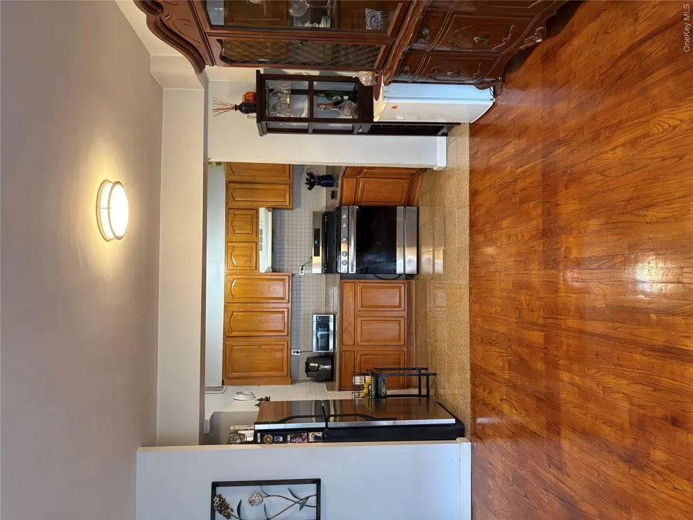 41-31 51st Street #6E Woodside, NY 11377