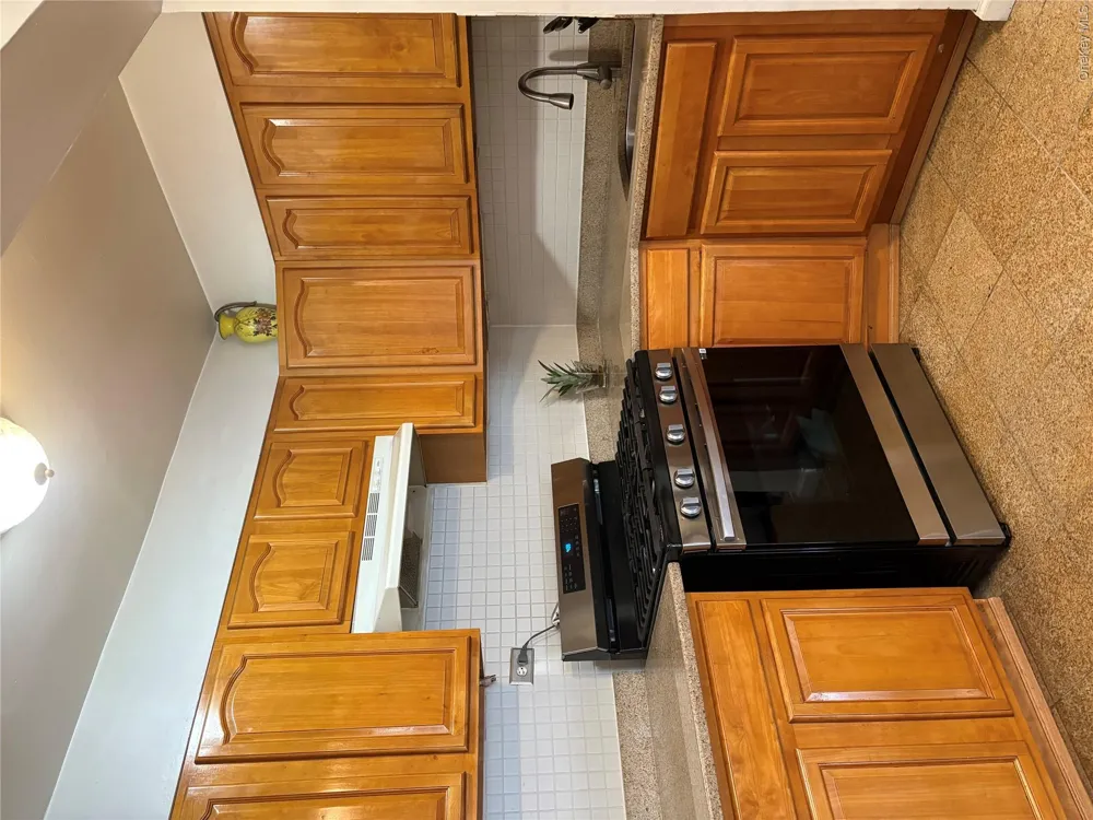 41-31 51st Street #6E Woodside, NY 11377
