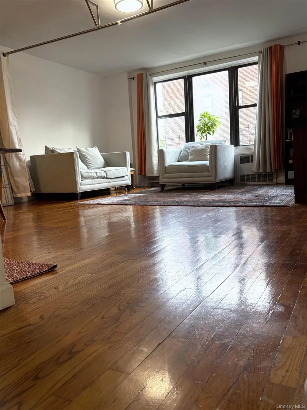 41-31 51st Street #6E Woodside, NY 11377