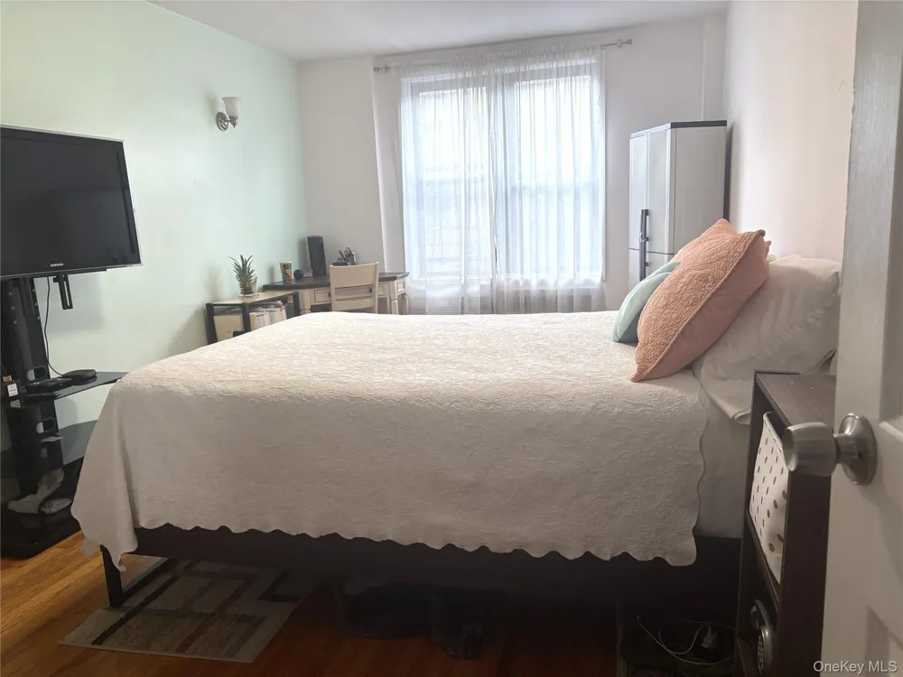 41-31 51st Street #6E Woodside, NY 11377