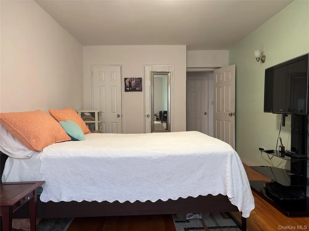 41-31 51st Street #6E Woodside, NY 11377