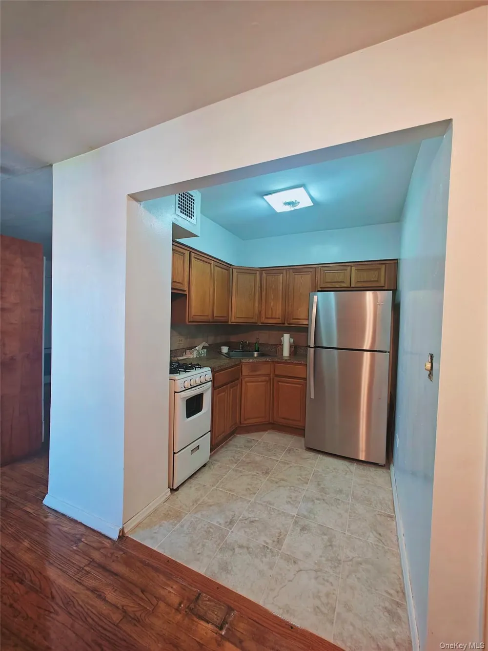 41-31 51st Street #6M Woodside, NY 11377
