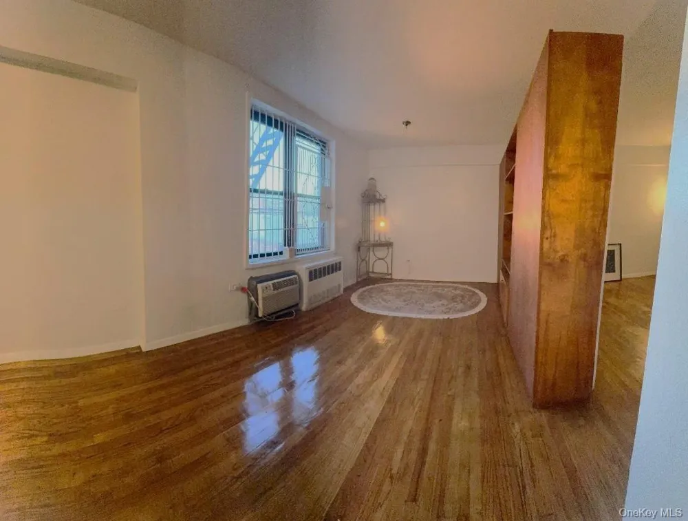 41-31 51st Street #6M Woodside, NY 11377