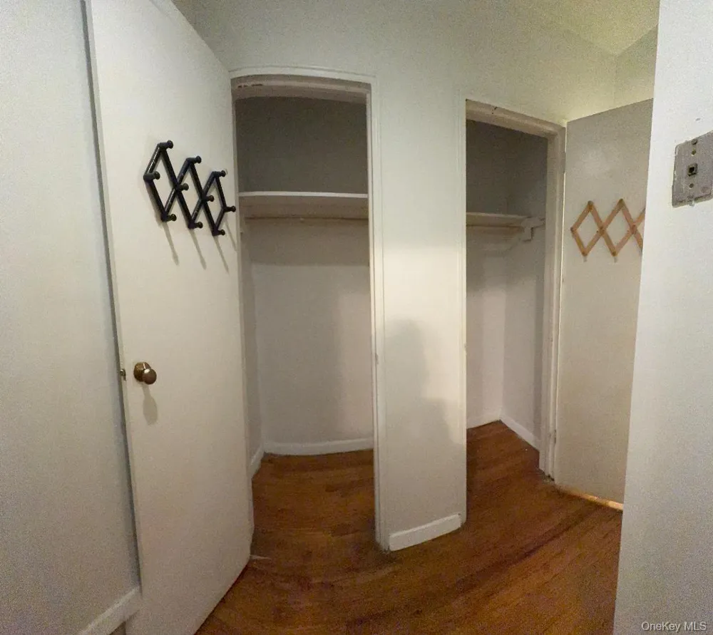 41-31 51st Street #6M Woodside, NY 11377