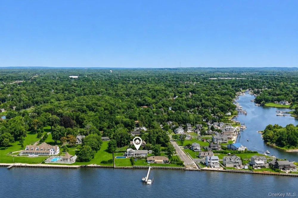 140 Ocean Avenue Center Moriches, NY 11934