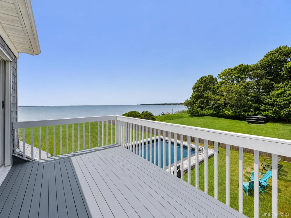 140 Ocean Avenue Center Moriches, NY 11934