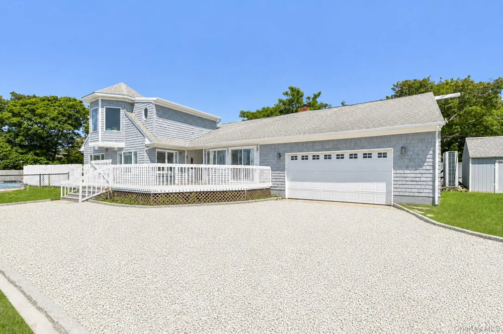 140 Ocean Avenue Center Moriches, NY 11934