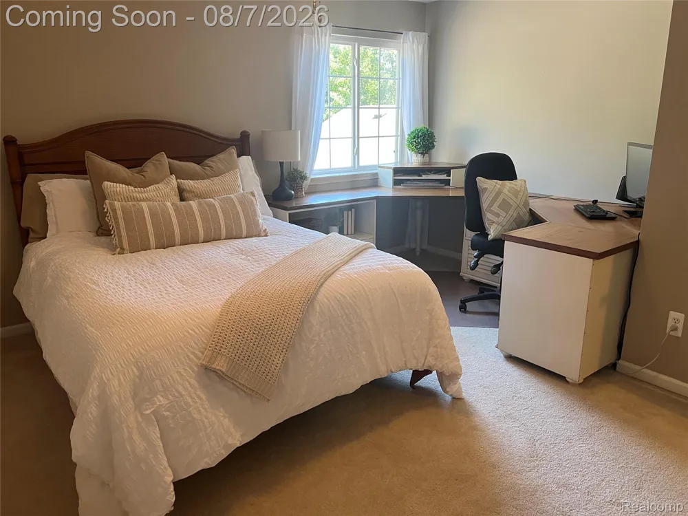 3383 Baldwin Woods Drive Orion Charter Township, MI 48359