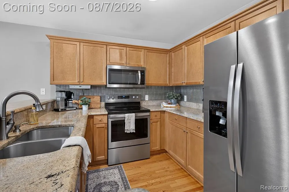 3383 Baldwin Woods Drive Orion Charter Township, MI 48359