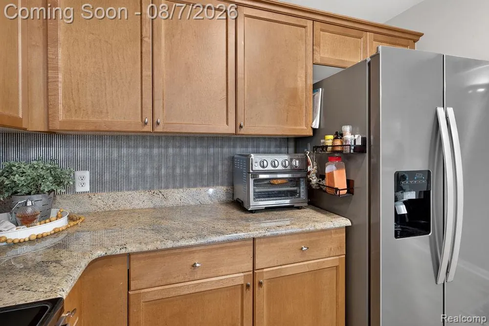 3383 Baldwin Woods Drive Orion Charter Township, MI 48359