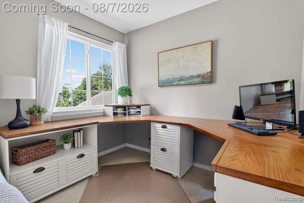 3383 Baldwin Woods Drive Orion Charter Township, MI 48359