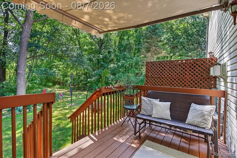 3383 Baldwin Woods Drive Orion Charter Township, MI 48359