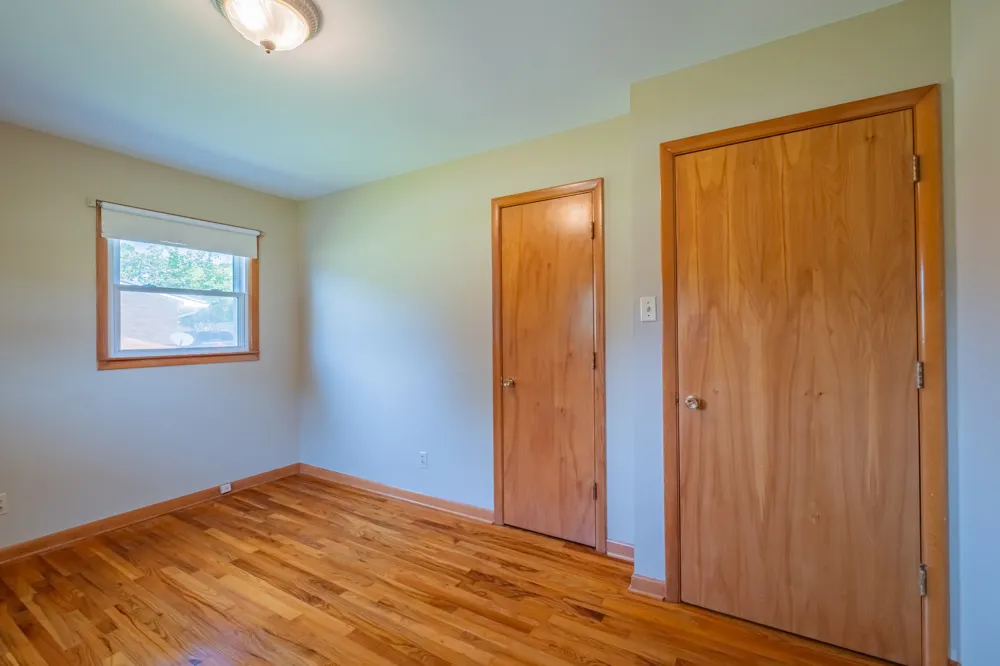 1111 Holders Cove Rd Winchester, TN 37398