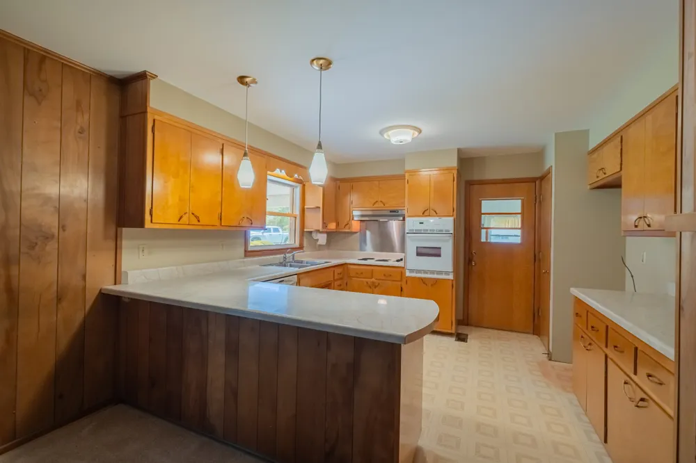 1111 Holders Cove Rd Winchester, TN 37398