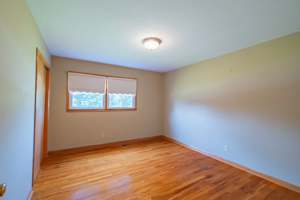 1111 Holders Cove Rd Winchester, TN 37398