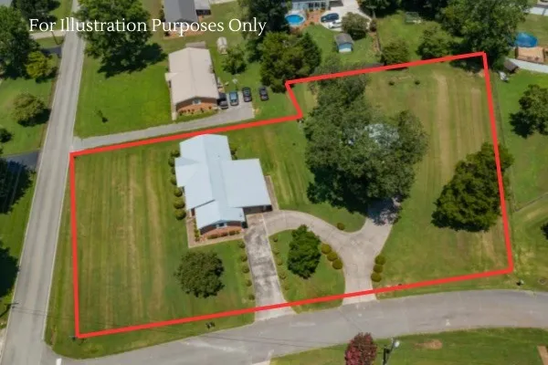 1111 Holders Cove Rd Winchester, TN 37398
