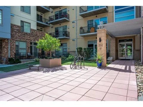 3601 Arapahoe Avenue #D-424
