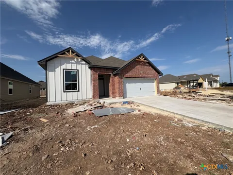 1090 Ringo Road
