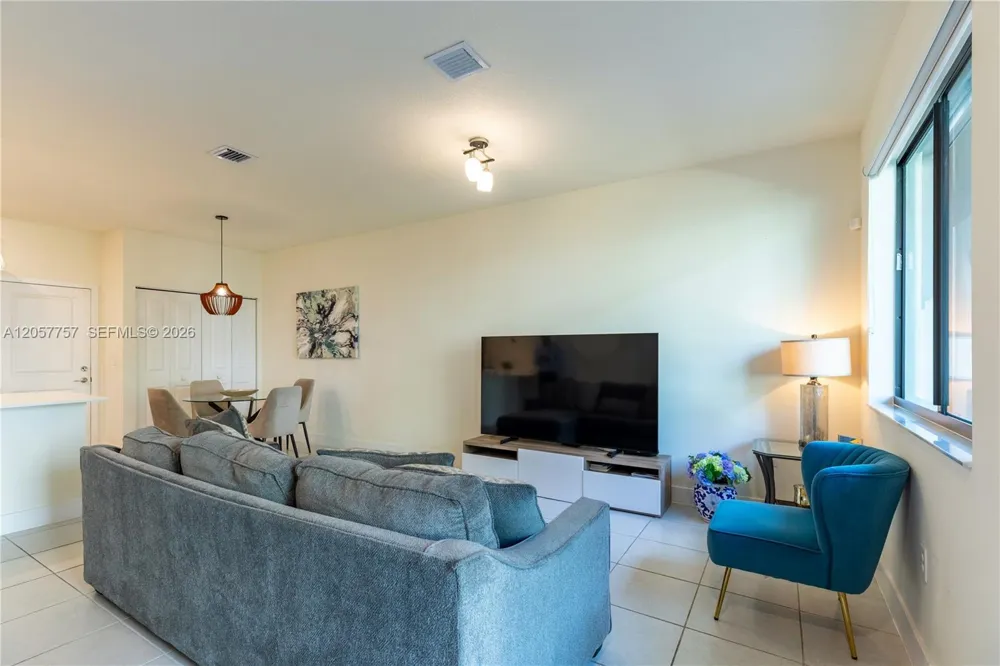 4623 NW 83rd Pkwy Doral, FL 33166