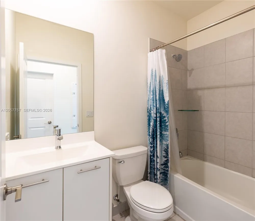 4623 NW 83rd Pkwy Doral, FL 33166