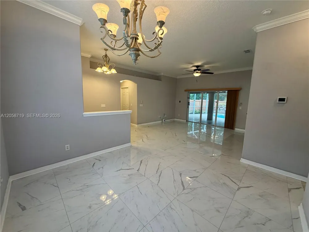 8 wayler pl Palm Coast, FL 32164