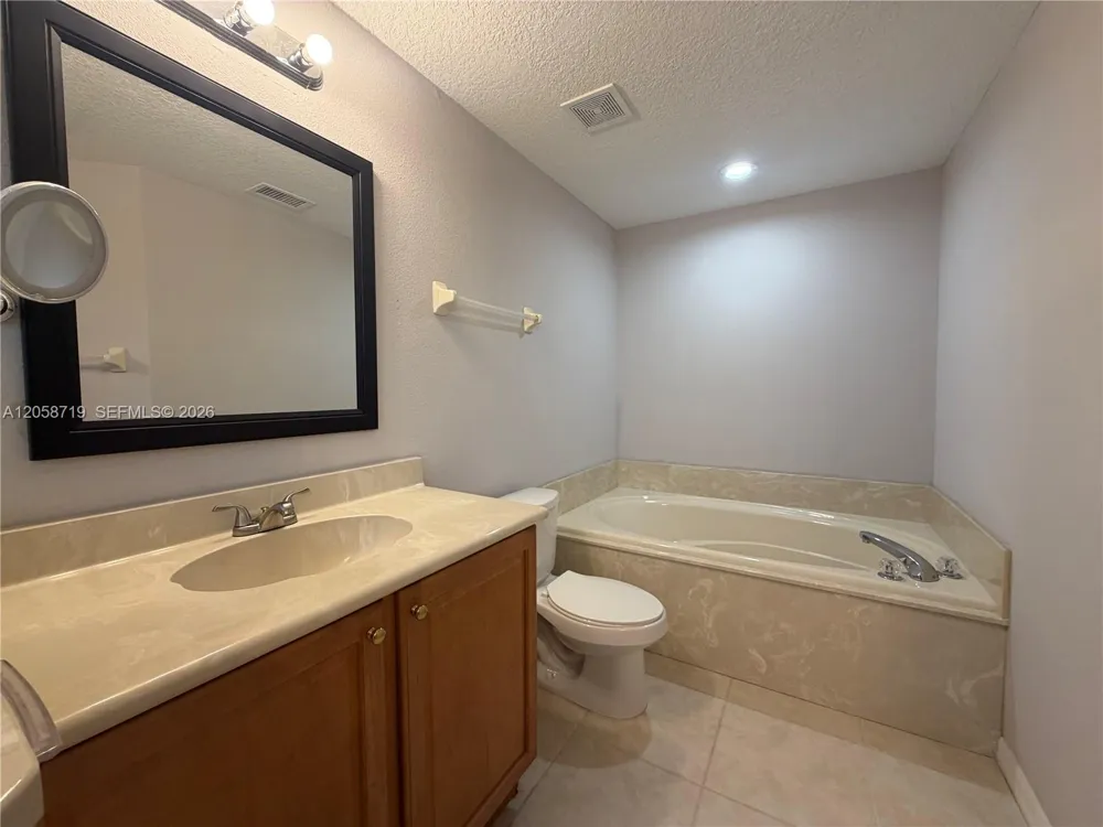 8 wayler pl Palm Coast, FL 32164