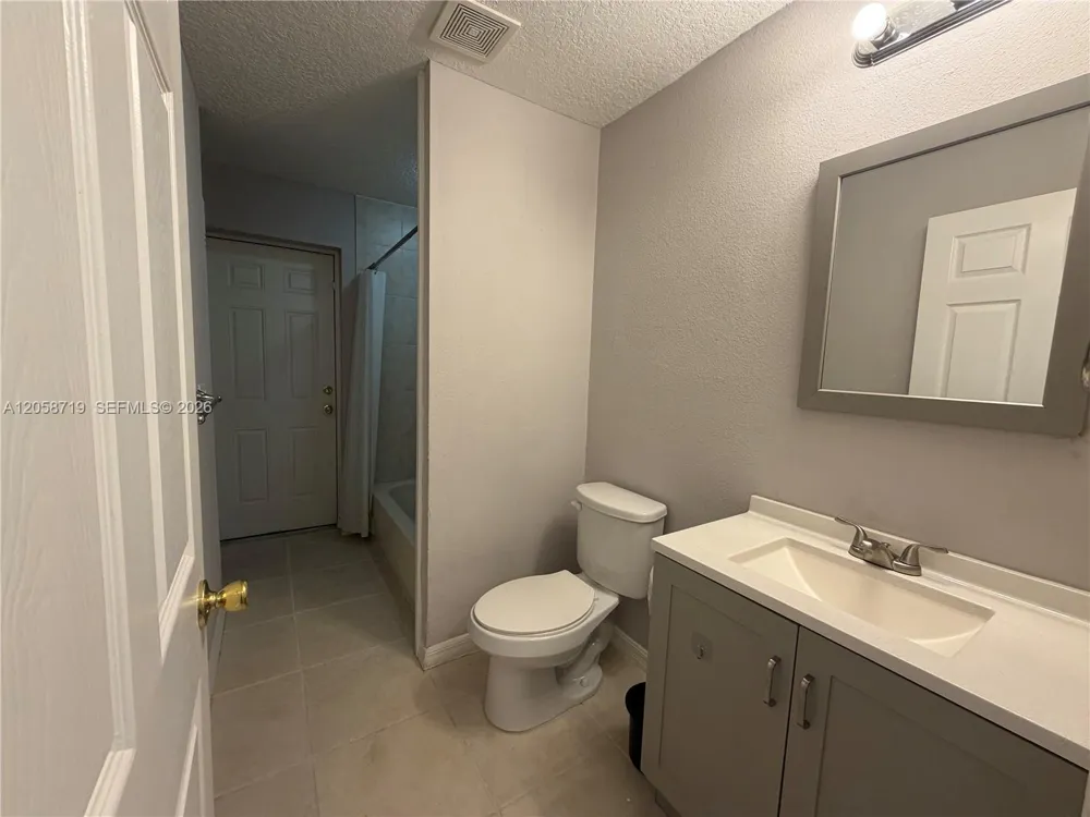 8 wayler pl Palm Coast, FL 32164