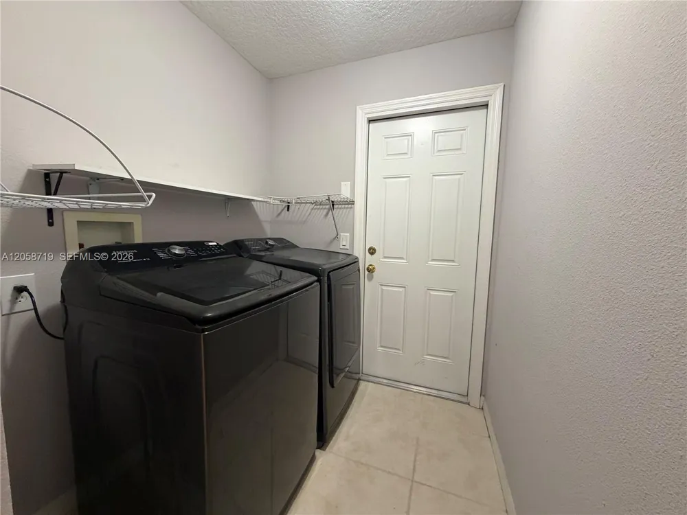 8 wayler pl Palm Coast, FL 32164