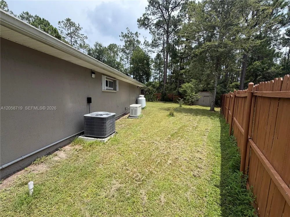 8 wayler pl Palm Coast, FL 32164