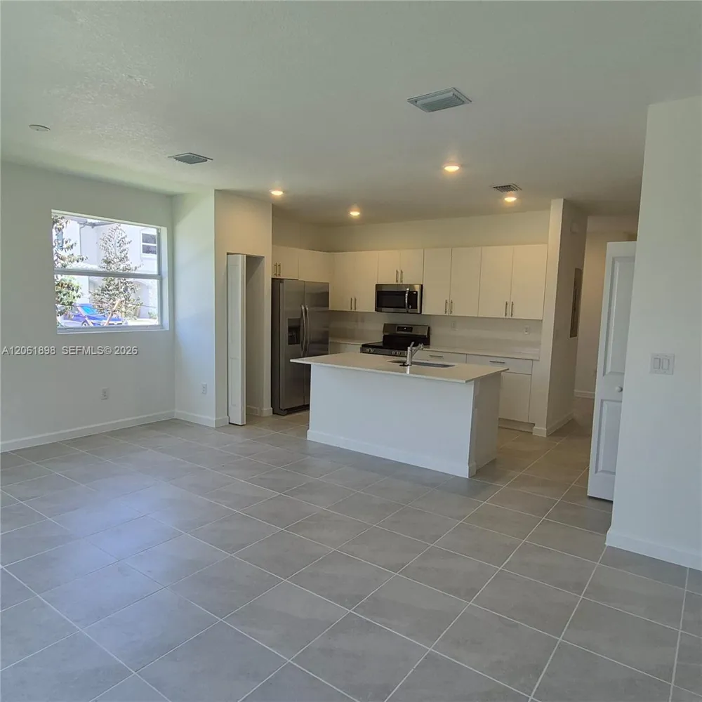 Address Not Shown Florida City, FL 33034
