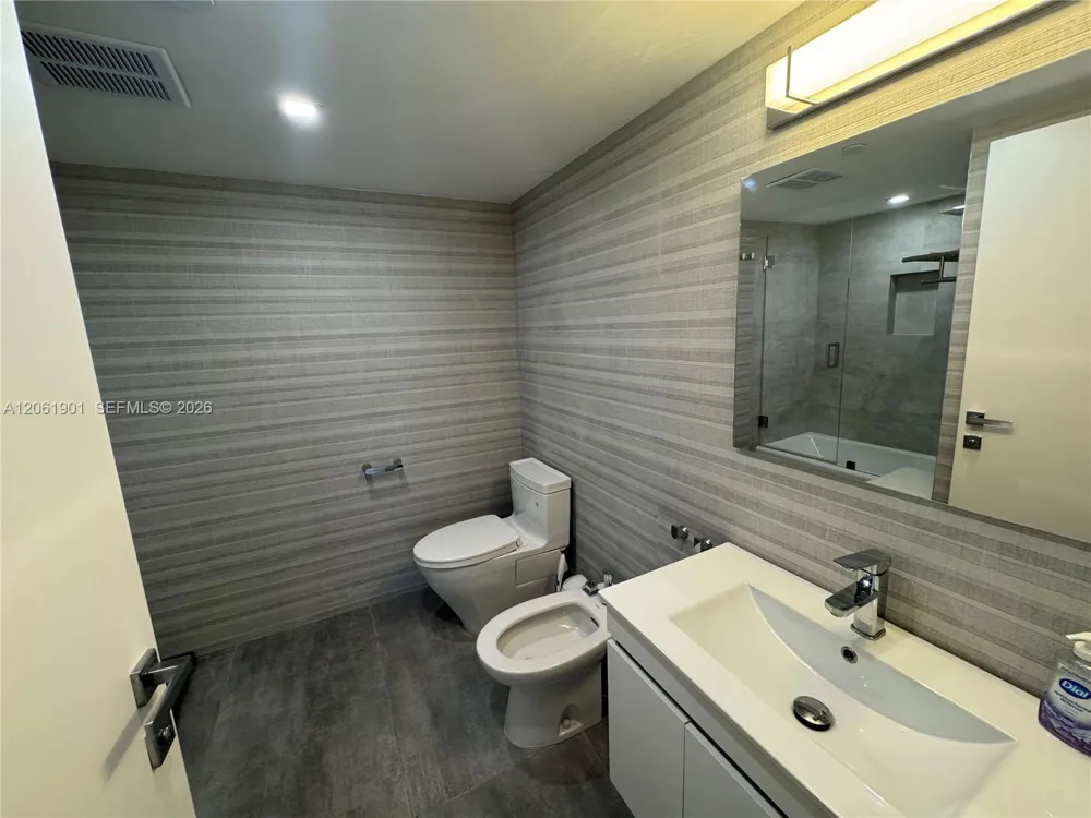 201 Crandon Blvd #520 Key Biscayne, FL 33149