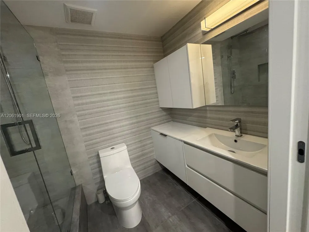 201 Crandon Blvd #520 Key Biscayne, FL 33149