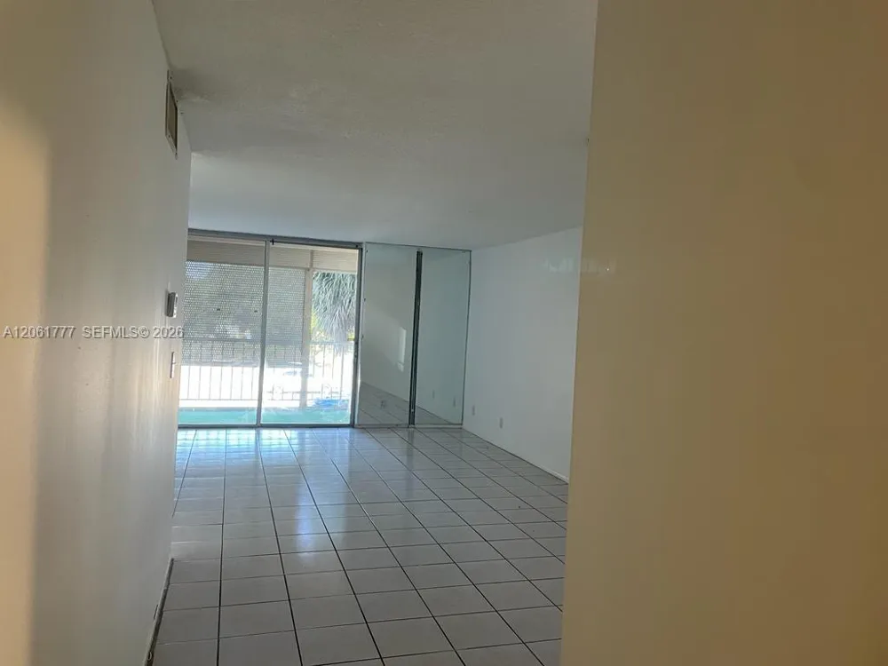 2017 NW 46th Ave #A202 Lauderhill, FL 33313