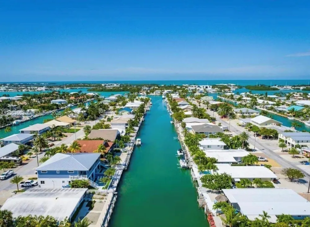 160 10th St Key Colony, FL 33051