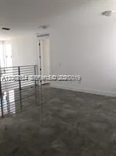 10125 NW 75 terr Miami, FL 33178