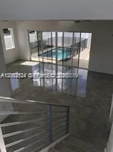 10125 NW 75 terr Miami, FL 33178