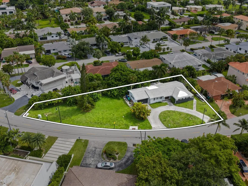 301 186th St Sunny Isles Beach, FL 33160