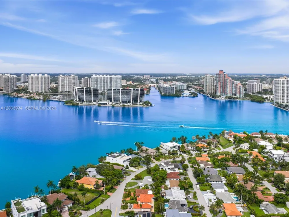 301 186th St Sunny Isles Beach, FL 33160