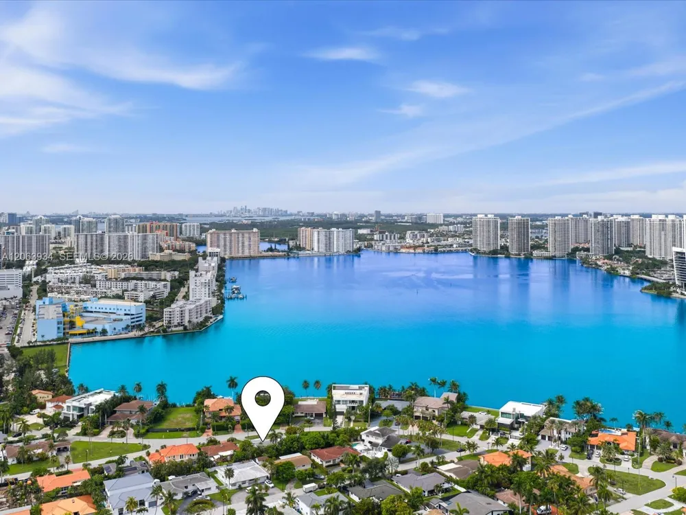 301 186th St Sunny Isles Beach, FL 33160