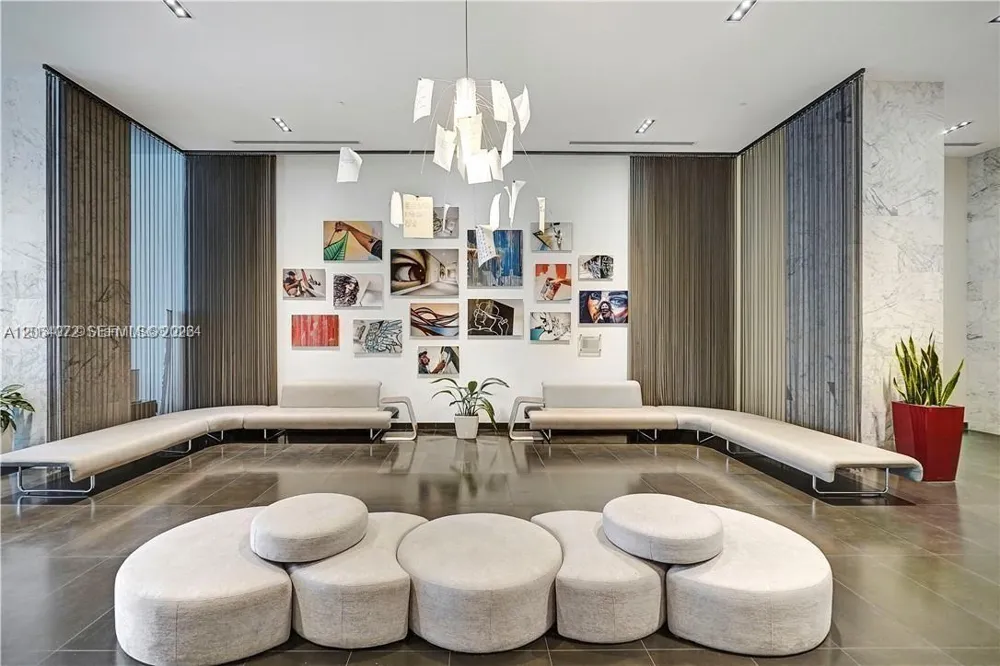 1600 NE 1st Ave #2903 Miami, FL 33132