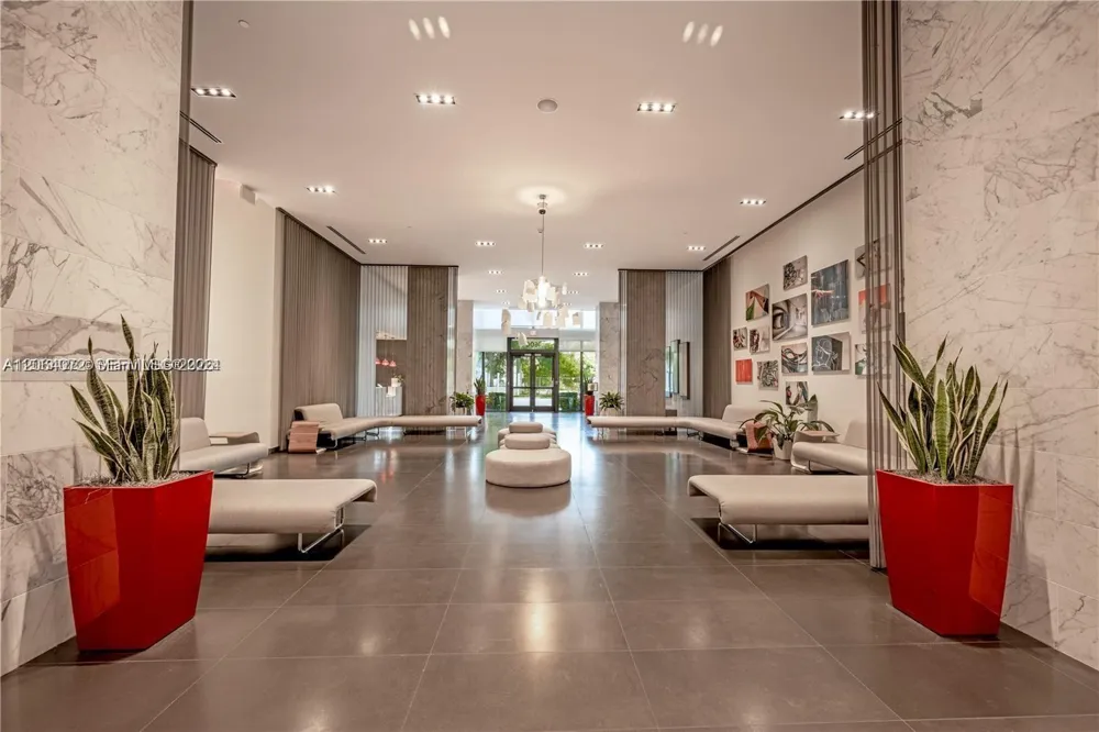 1600 NE 1st Ave #2903 Miami, FL 33132